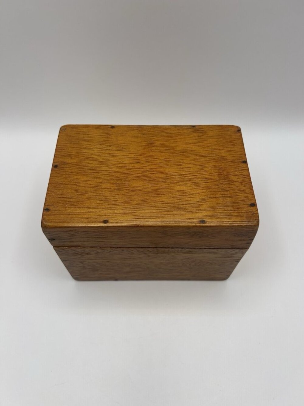 Vintage Wooden Recipe Box Red Felt Lined Hinged Lid Mid Century Kitchen - Picture 2 of 11